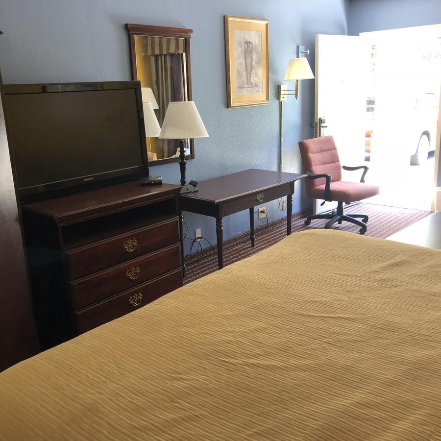 Grenada Inn Zewnętrze zdjęcie